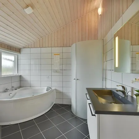 Harth - 700m To The Fjord By Interhome Tarm